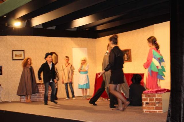theatrechlo2013122.jpg